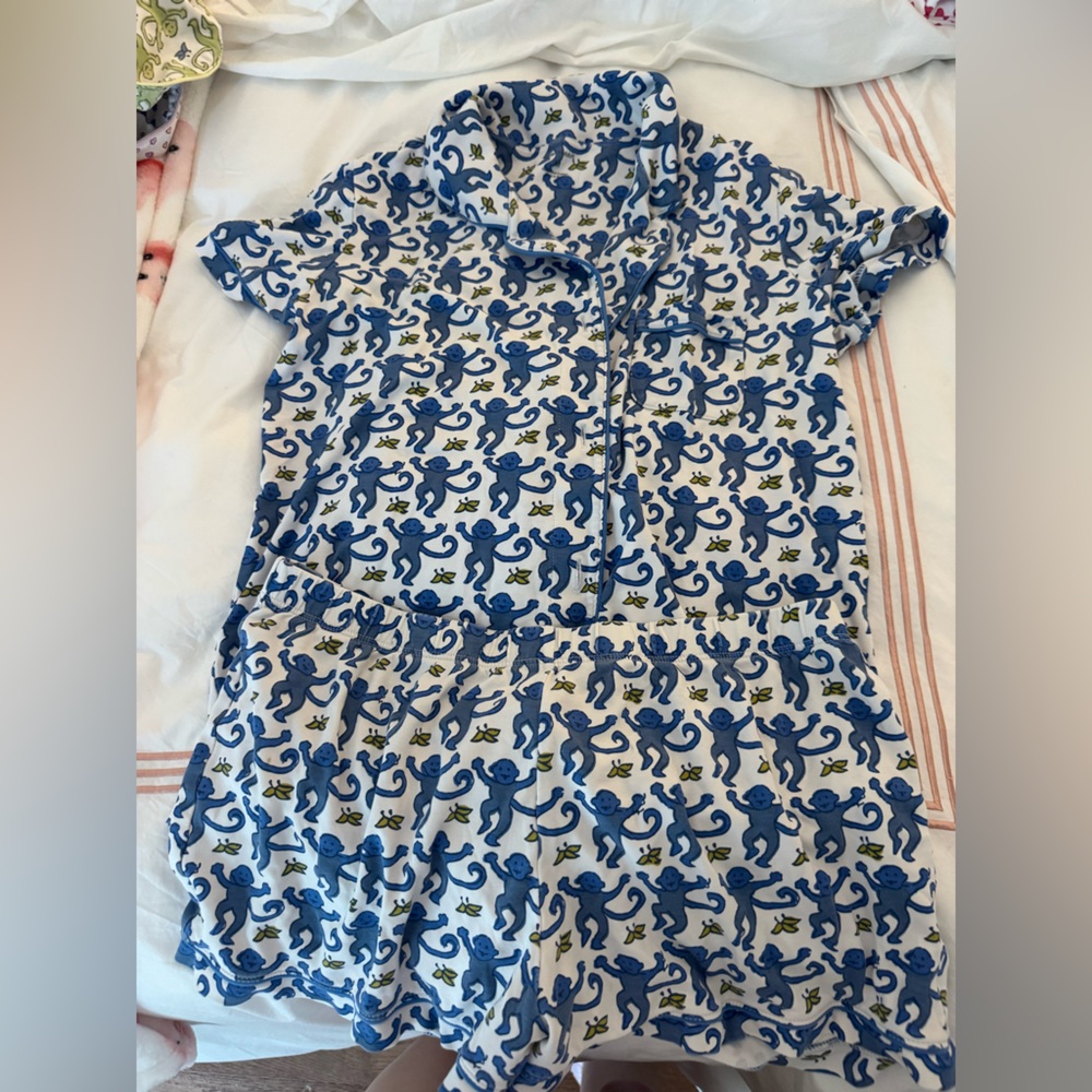 Blue Roller Rabbit Pajamas Size M